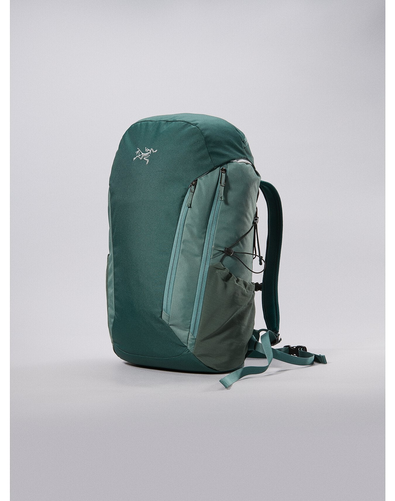 Arc'teryx Mantis 30 Backpack – OutdoorsInc.com