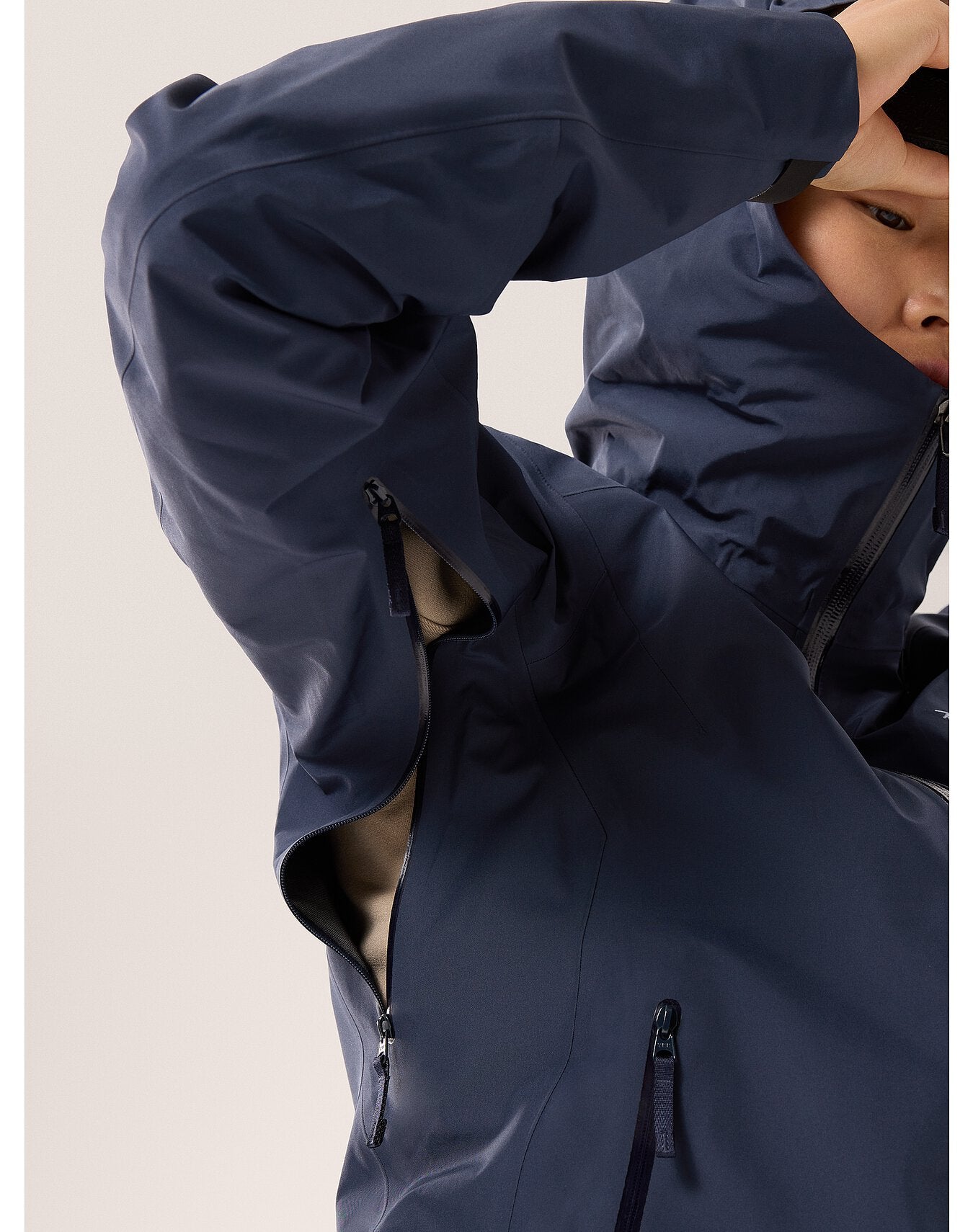 Arc'teryx Women's Beta Lt Jacket – OutdoorsInc.com