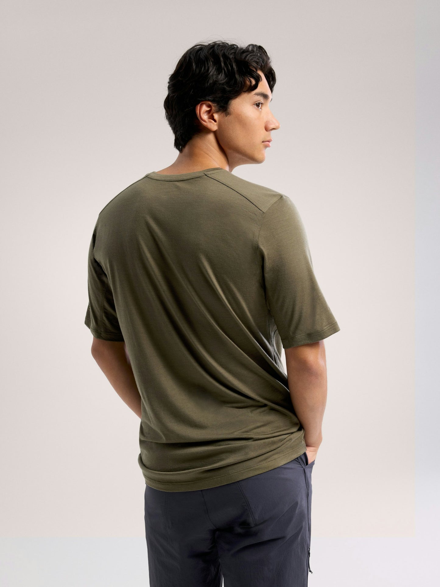 Arc'teryx Men's Ionia  Merino Logo Crew Shirt