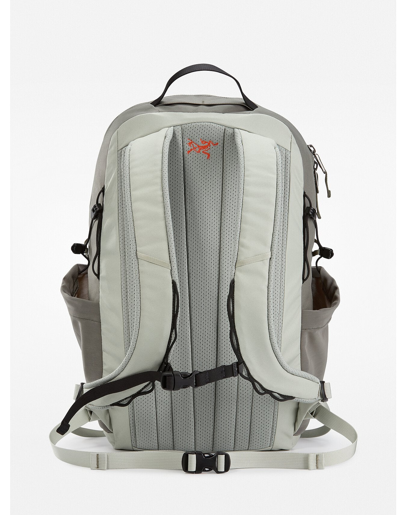 Arc'teryx Mantis 26 Backpack – OutdoorsInc.com