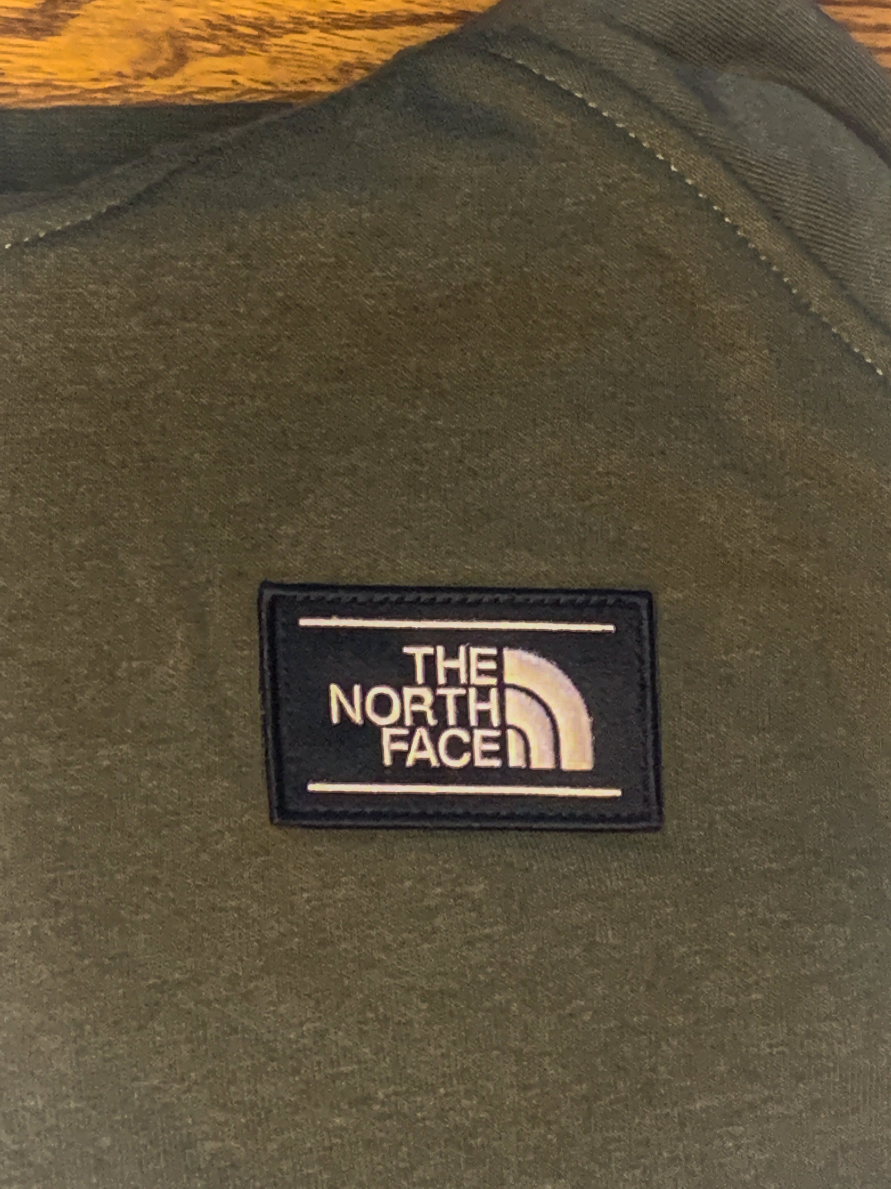 North face discount bottle source hoodie