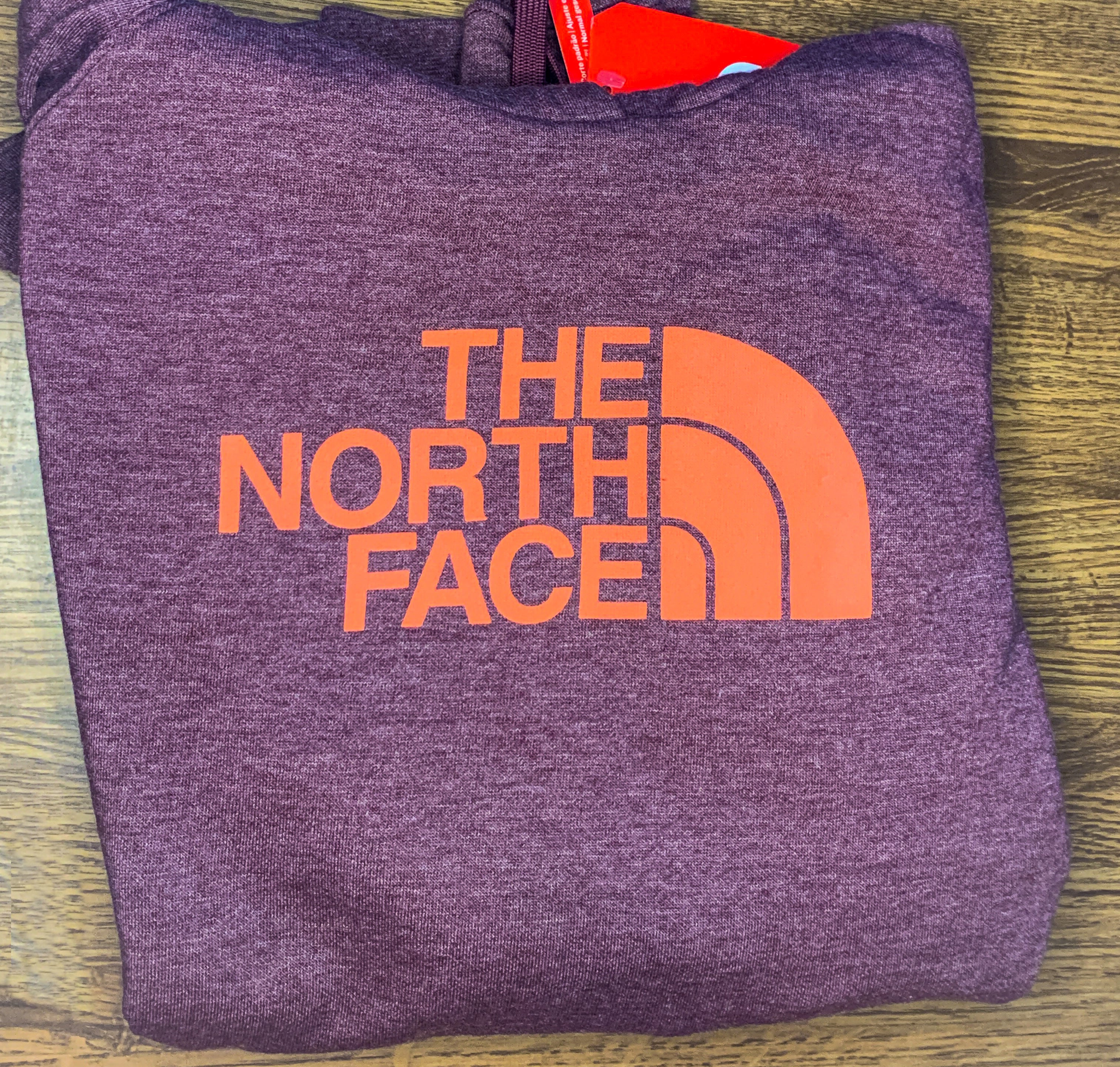 The North Face Women's Half Dome Hoodie – OutdoorsInc.com